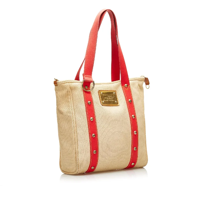 Eco-friendly tote bags for shoppingLouis Vuitton Antigua Cabas MM 35385)