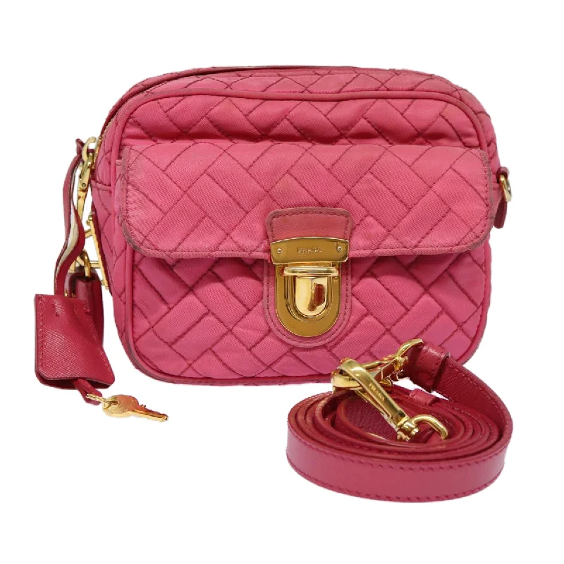 Vintage-inspired handbagsPRADA Quilted Shoulder Bag Nylon Pink Gold Auth 88102