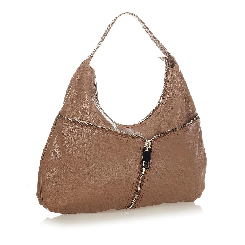 Durable leather bags for daily useFendi Unzipped Leather Shoulder Bag (SHG-25226)